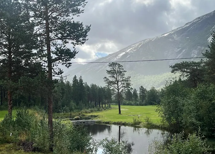 Szálloda Skjomen Og Elvegard